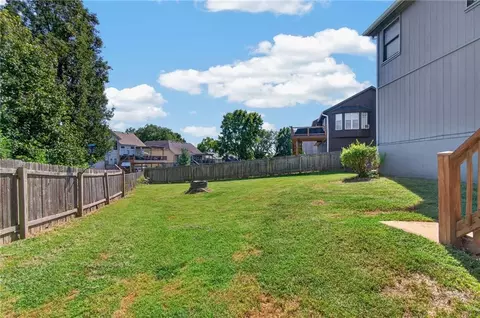 Exterior - 101 SW Drew Ln, Lees Summit, MO 64081 photo 8 of 8