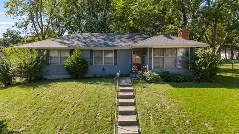 2608 S 16th Ter, Leavenworth, KS 66048