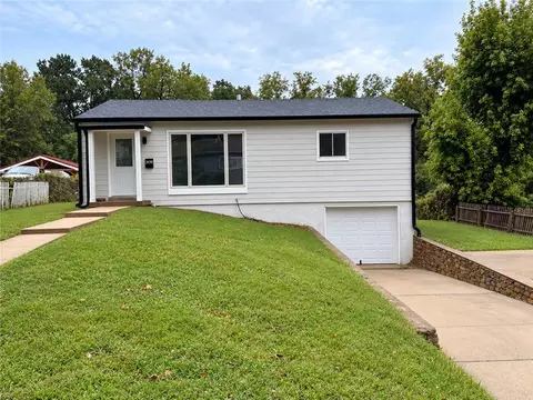 3504 Sloan Dr, Kansas City, KS 66104