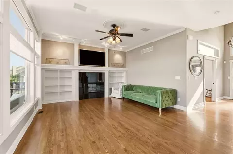 Living - 2808 SW Arthur Dr, Lees Summit, MO 64082 photo 2 of 6
