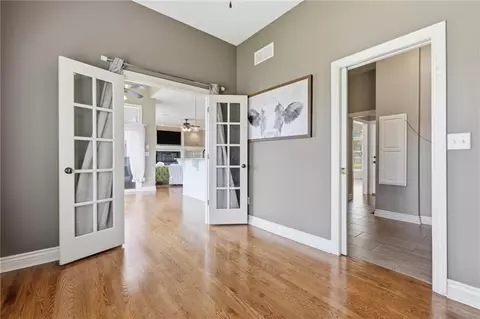 Entry Way - 2808 SW Arthur Dr, Lees Summit, MO 64082 photo 2 of 3