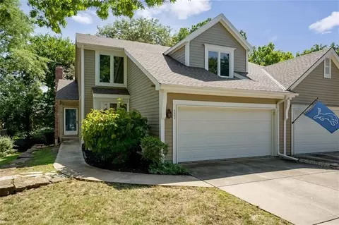 8309 W 121 St, Overland Park, KS 66213