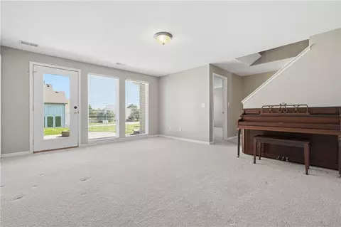 Living - 615 Seaton Blvd, Raymore, MO 64083 photo 4 of 4
