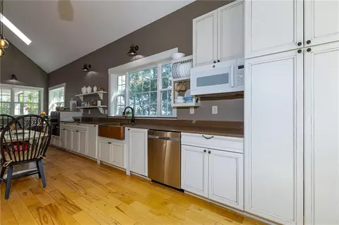 Kitchen - 502 E Leighton St, Frontenac, KS 66763 photo 5 of 5