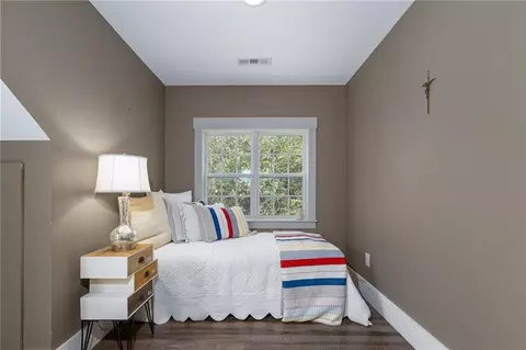 Bedroom - 502 E Leighton St, Frontenac, KS 66763 photo 3 of 5