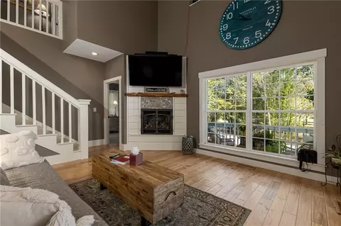 Living - 502 E Leighton St, Frontenac, KS 66763 photo 1 of 2