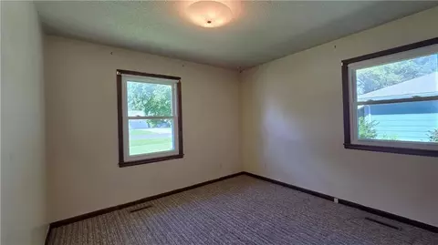 Bedroom - 609 Park St, Lathrop, MO 64465 photo 3 of 8