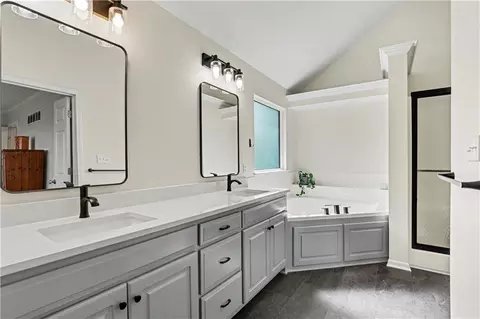 Bath - 2240 SW Morris Dr, Lees Summit, MO 64082 photo 1 of 4