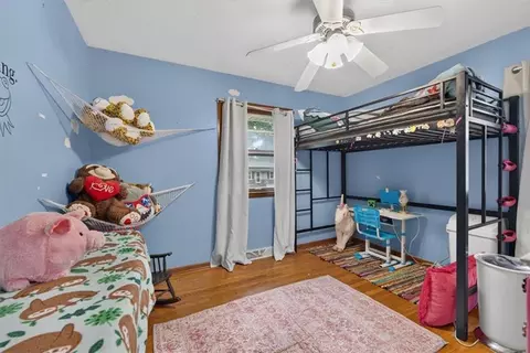 Bedroom - 3800 S Drumm Ave, Independence, MO 64055 photo 2 of 6
