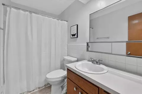 Bath - 3800 S Drumm Ave, Independence, MO 64055 photo 2 of 3