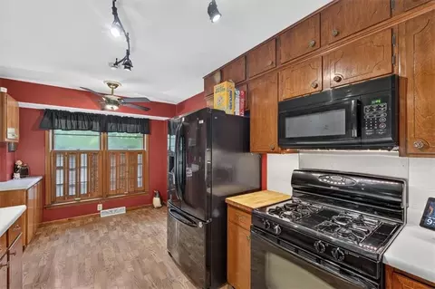 Kitchen - 3800 S Drumm Ave, Independence, MO 64055 photo 1 of 5
