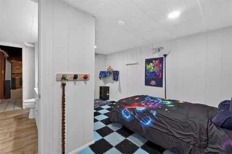 Bedroom - 3800 S Drumm Ave, Independence, MO 64055 photo 6 of 6