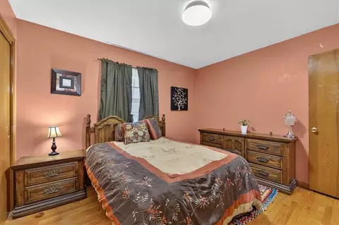 Bedroom - 3800 S Drumm Ave, Independence, MO 64055 photo 1 of 6