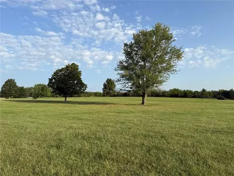 2000 E 195th St, Belton, MO 64012 photo 2