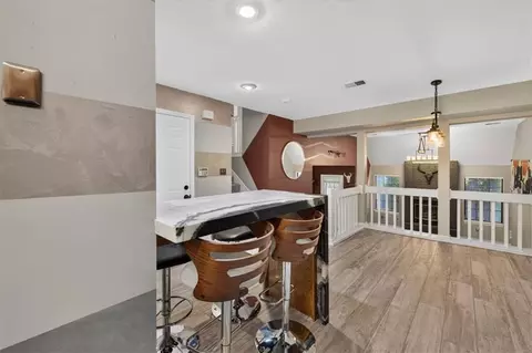 Entry Way - 253 NEdgewater Dr, Lees Summit, MO 64064 photo 4 of 7