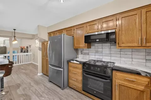 Kitchen - 253 NEdgewater Dr, Lees Summit, MO 64064 photo 2 of 3