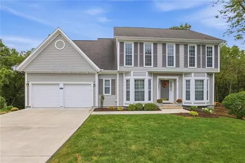 15511 Beverly St, Overland Park, KS 66223