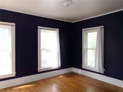 Bedroom - 526 N 5 St, Atchison, KS 66002 photo 3 of 5