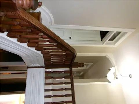 Entry Way - 526 N 5 St, Atchison, KS 66002 photo 3 of 3