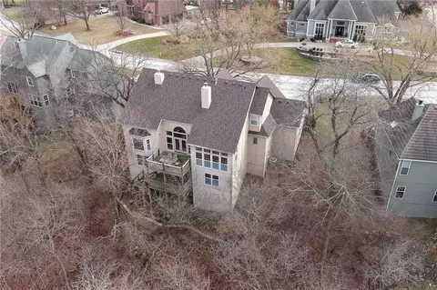 View/Area - 1028 NE Moss Point Rd, Lees Summit, MO 64064 photo 10 of 10