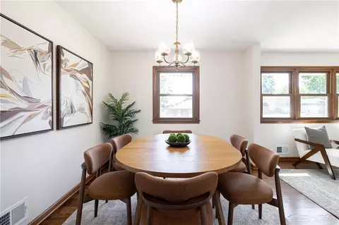 Dining - 15706 E 44th Ter, Independence, MO 64055 photo 1 of 4