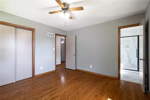 Bedroom - 15706 E 44th Ter, Independence, MO 64055 photo 3 of 4