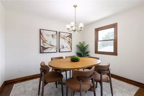 Dining - 15706 E 44th Ter, Independence, MO 64055 photo 2 of 4