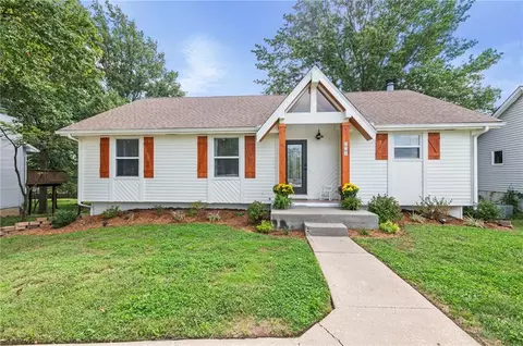 221 Orourke Dr, Platte City, MO 64079