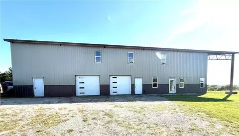 Exterior - 30607 Kite Rd, Conception Junction, MO 64434 photo 2 of 3