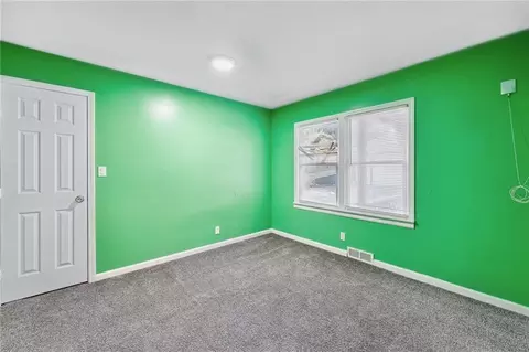 Bedroom - 14601 E 39th St, Independence, MO 64055 photo 1 of 5