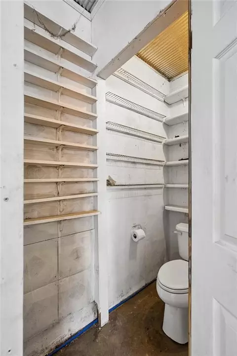 Bath - 14601 E 39th St, Independence, MO 64055 photo 4 of 5