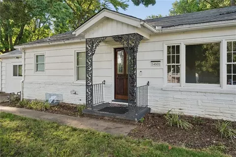 Exterior - 14601 E 39th St, Independence, MO 64055 photo 5 of 9