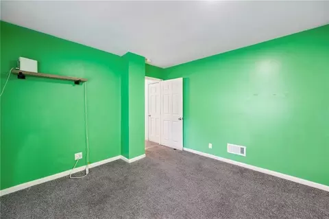 Bedroom - 14601 E 39th St, Independence, MO 64055 photo 2 of 5