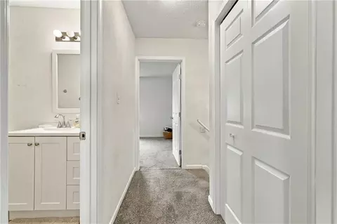 Entry Way - 6508 E 128th St, Grandview, MO 64030 photo 1 of 3