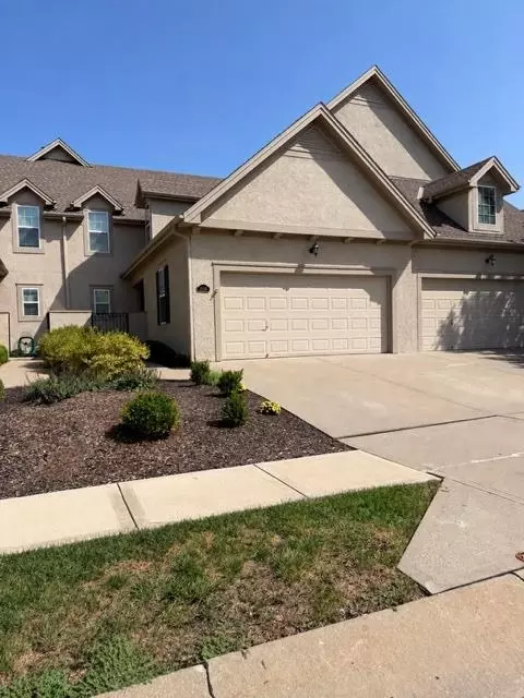 2118 NE 107th Ter, Kansas City, MO 64155