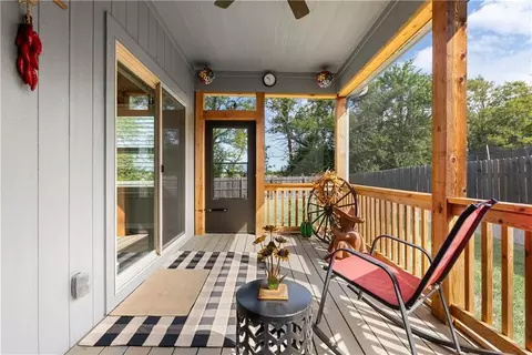 Exterior - 1406 SW 8th Ter, Oak Grove, MO 64075 photo 5 of 8