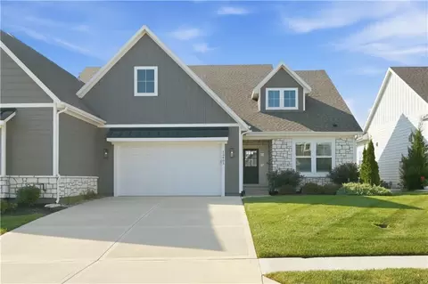 13405 W 174th Pl, Overland Park, KS 66221