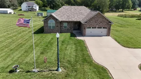8301 SW State Route V Hwy, Saint Joseph, MO 64504