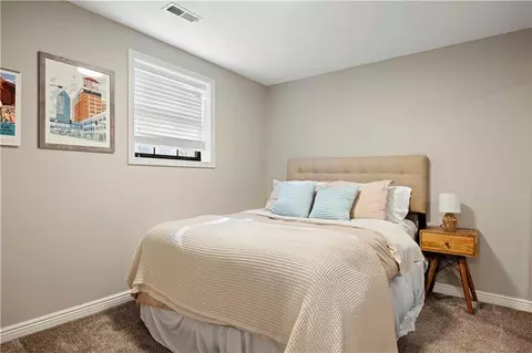 Bedroom - 608 SE Pendleton Dr, Lees Summit, MO 64063 photo 6 of 7
