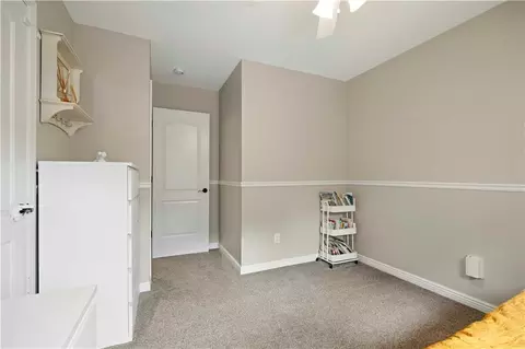 Bedroom - 608 SE Pendleton Dr, Lees Summit, MO 64063 photo 5 of 7