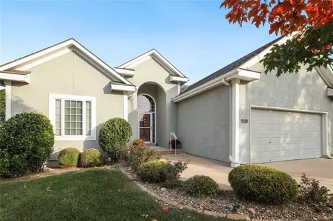7228 N Spruce Ave, Kansas City, MO 64119