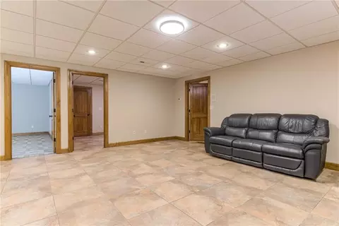 Living - 25205 E Blue Mills Rd, Independence, MO 64058 photo 4 of 4