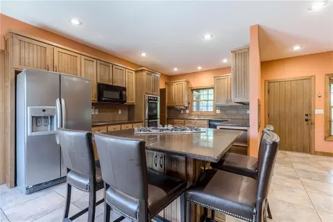 Kitchen - 25205 E Blue Mills Rd, Independence, MO 64058 photo 1 of 6