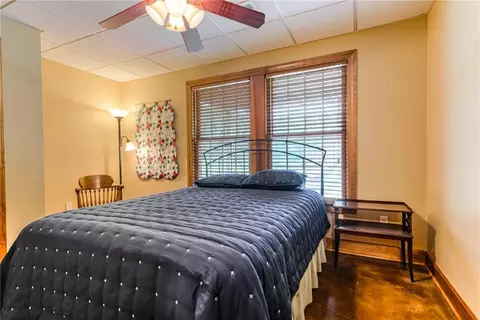 Bedroom - 25205 E Blue Mills Rd, Independence, MO 64058 photo 7 of 9
