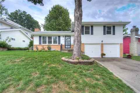 1532 NE 51st Ter, Kansas City, MO 64118