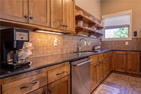 Kitchen - 716 Coving Ct, Lawrence, KS 66049 photo 2 of 2