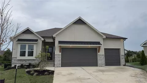 13037 W 174th Pl, Overland Park, KS 66221