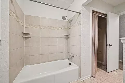 Bath - 17009 E 3rd Ter, Independence, MO 64056 photo 1 of 3