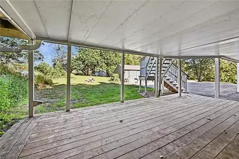 Exterior - 2806 E 215th St, Belton, MO 64012 photo 8 of 18