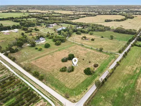View/Area - 2806 E 215th St, Belton, MO 64012 photo 3 of 10